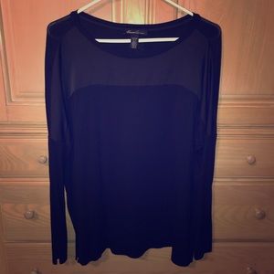 Black long sleeve tee